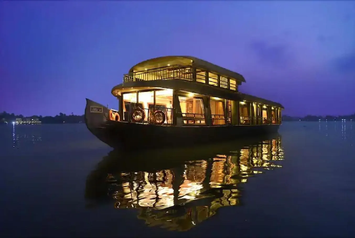 Northstar 4 Bedroom Ac Private Houseboat With All Meals Alappuzha